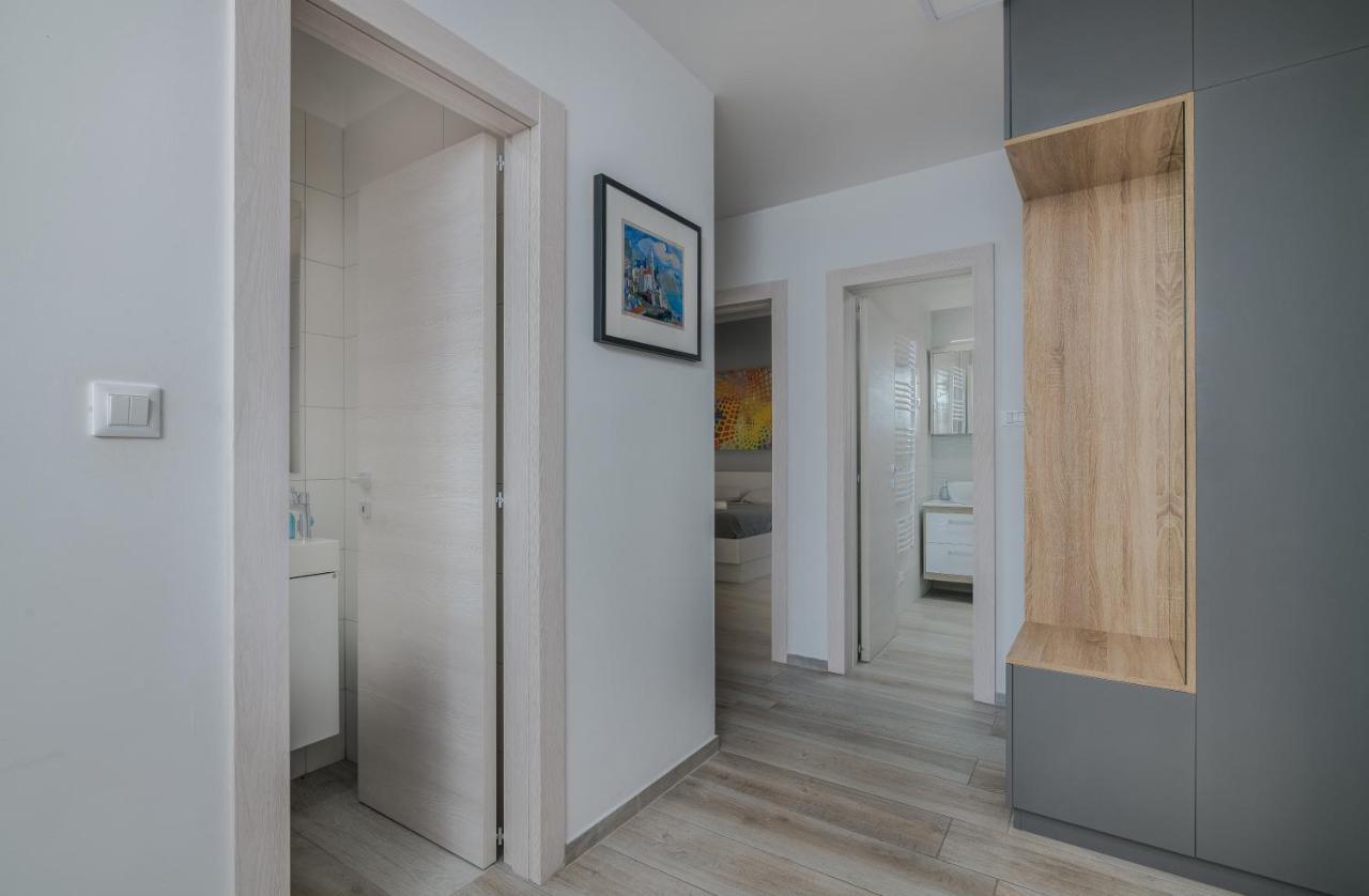 Apartment Sunshine Климно Екстериор снимка